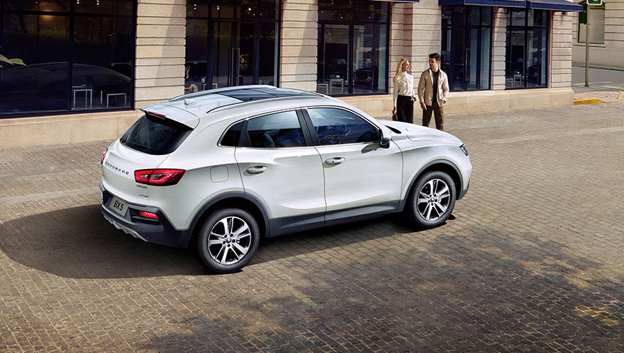 /static/active/2018315/style/borgward-6.jpg