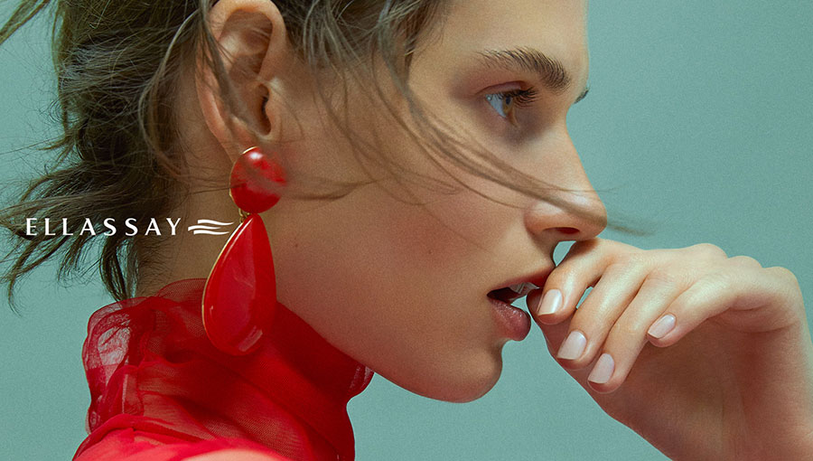 /static/active/2019315/style/ellassay-2.jpg