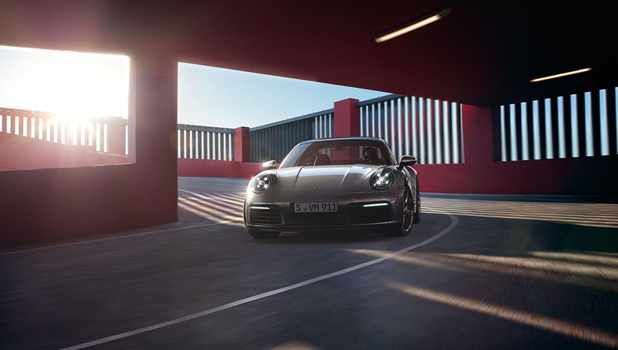 /static/active/2019315/style/porsche-11.jpg