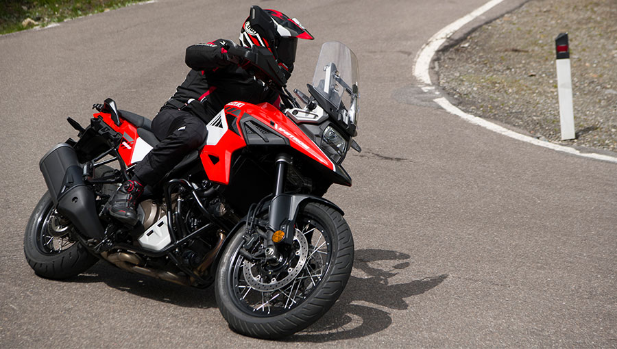/static/active/2021315/suzuki-china-11.jpg